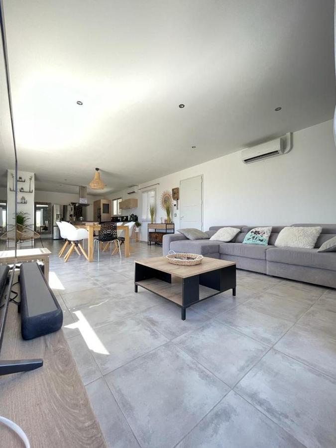 Villa Avec Piscine Cuers Buitenkant foto
