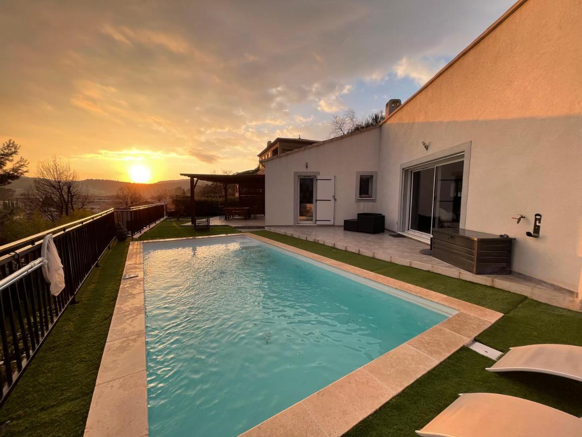 Villa Avec Piscine Cuers Buitenkant foto